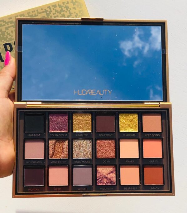 Paleta de sombras de ojos Empowered